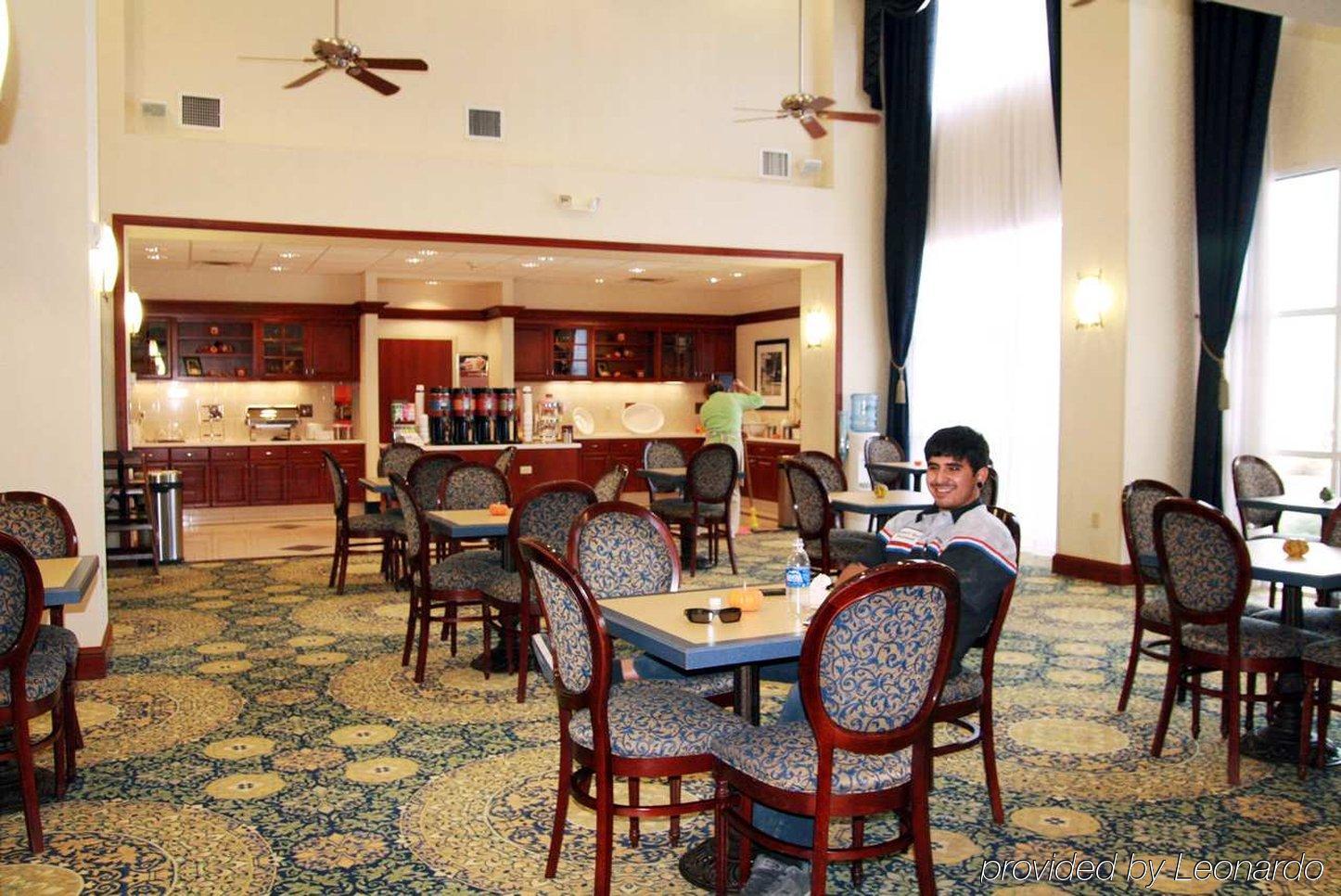 Hampton Inn & Suites Roswell Restoran gambar